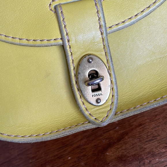 Fossil Austin Small Flap Crossbody Bag in Citrus Yellow - Picture 11 of 13